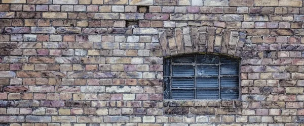 Single-Brick-Wall-Thickness-Standard-Size-Uses-and-Design-Considerations