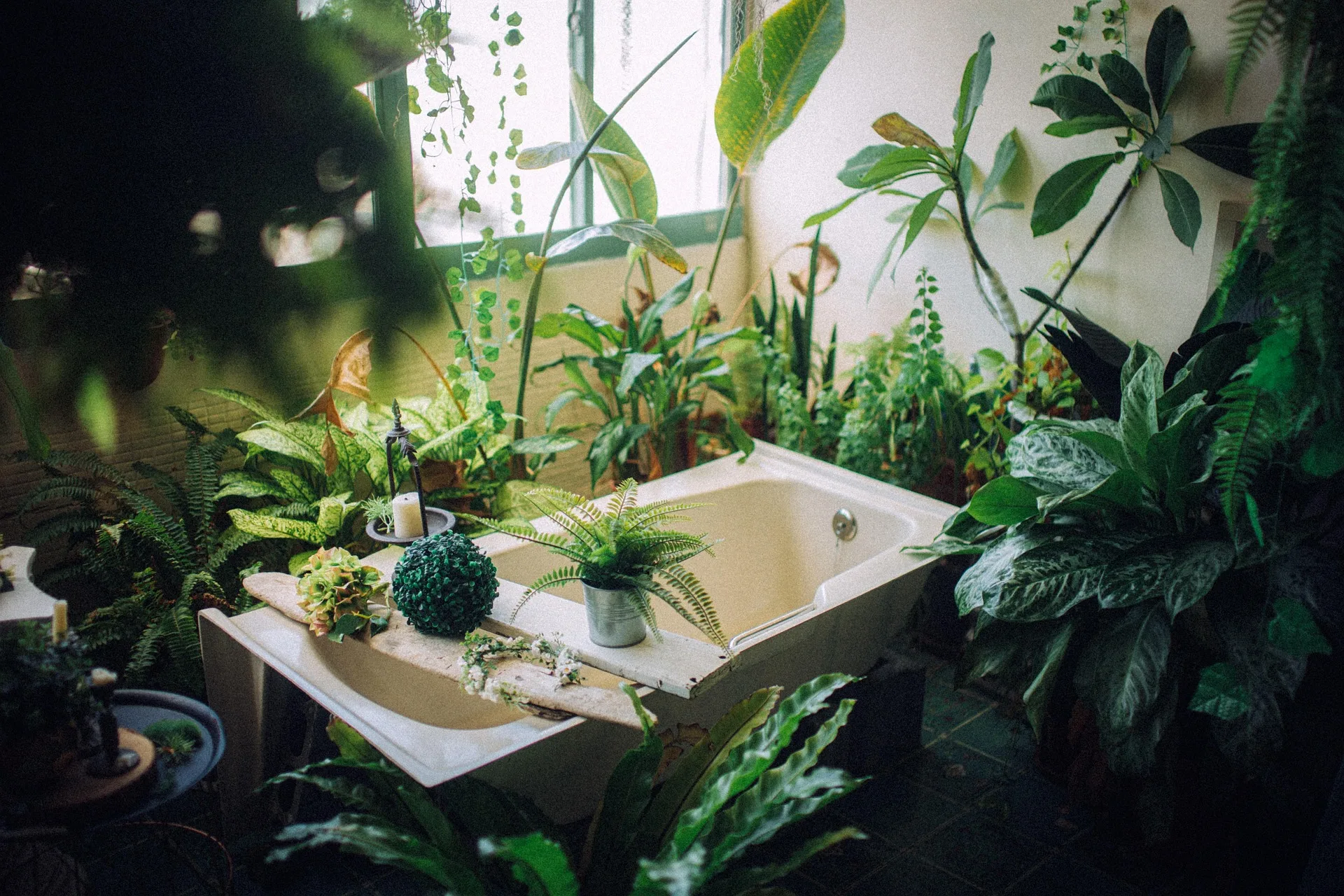 Aesthetic Impact of Bathtub Height 